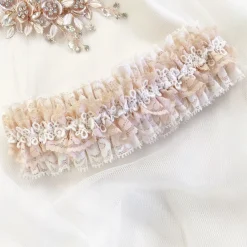 Boudoir Couture Honesty Blush und Elfenbein Spitze Luxus Braut Strumpfband* Geschenke Für Die Braut | Strumpfbänder Für Bräute