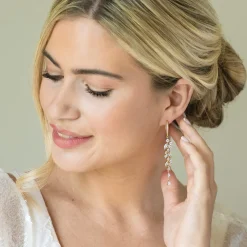 Ivory & Co Sandringham Statement Gold Kristall Cluster Tropfenohrringe* Goldener Abschlussball-schmuck | Abschlussball-ohrringe