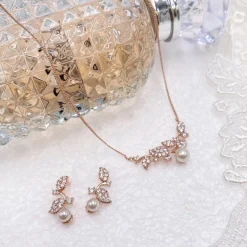 Ivory & Co Ivory and Co Aphrodite Rose Gold Brautschmuck Set* Geschenke Für Die Braut | Perlen-hochzeitsschmuck