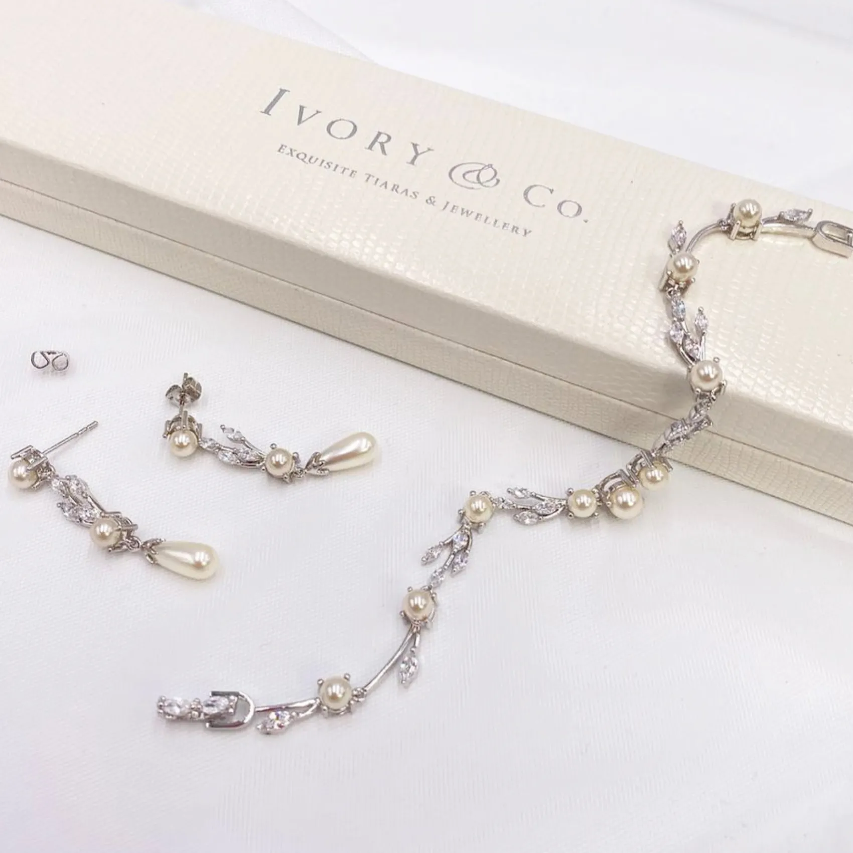 Ivory & Co Ivory and Co Belgravia Perle und Kristall Tropfen Hochzeit Ohrringe* Geschenke Für Die Braut | Vintage Hochzeitsschmuck