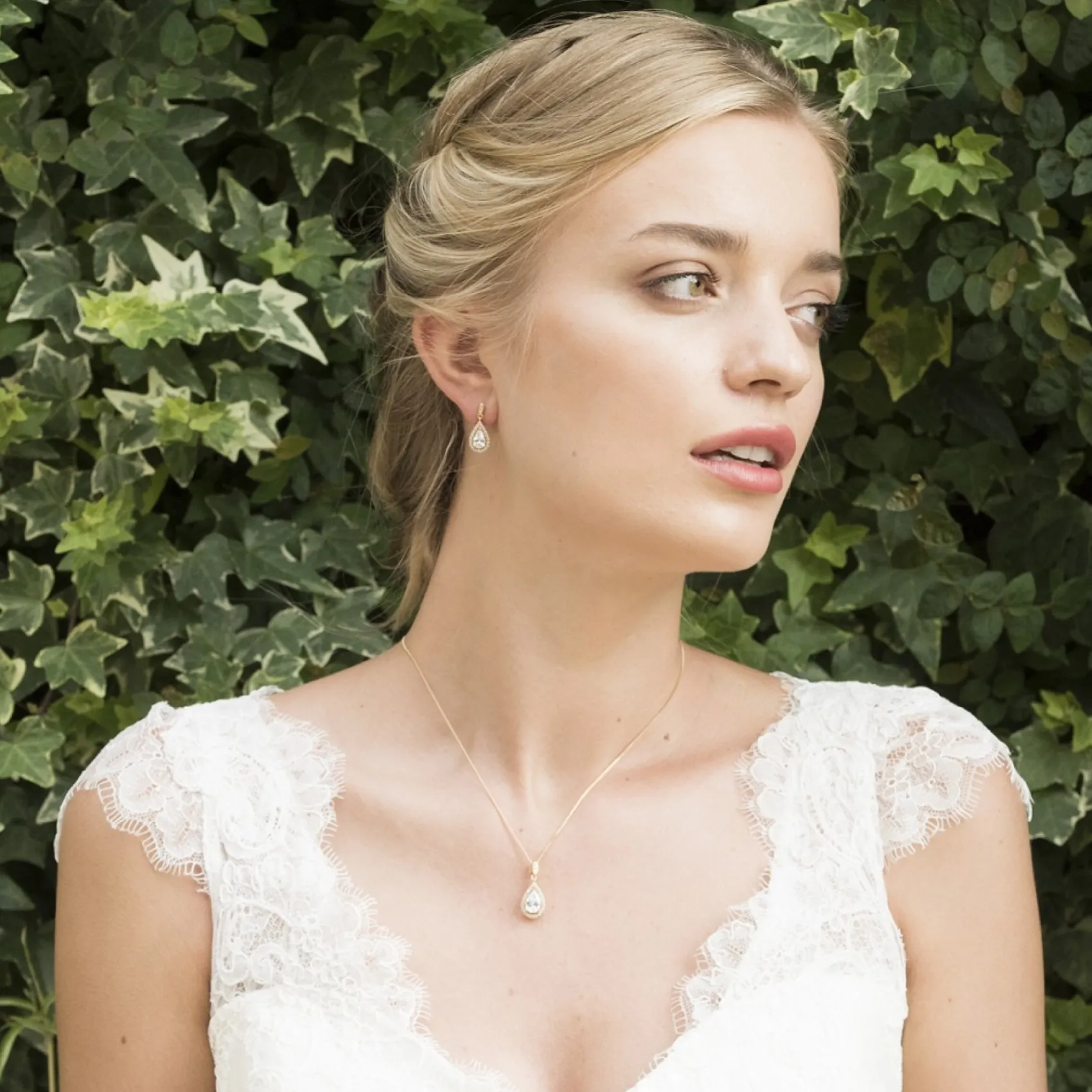 Ivory & Co Ivory and Co Belmont Kristall-Anhänger-Halskette (Gold)* Goldener Abschlussball-schmuck | Abschlussball-halsketten
