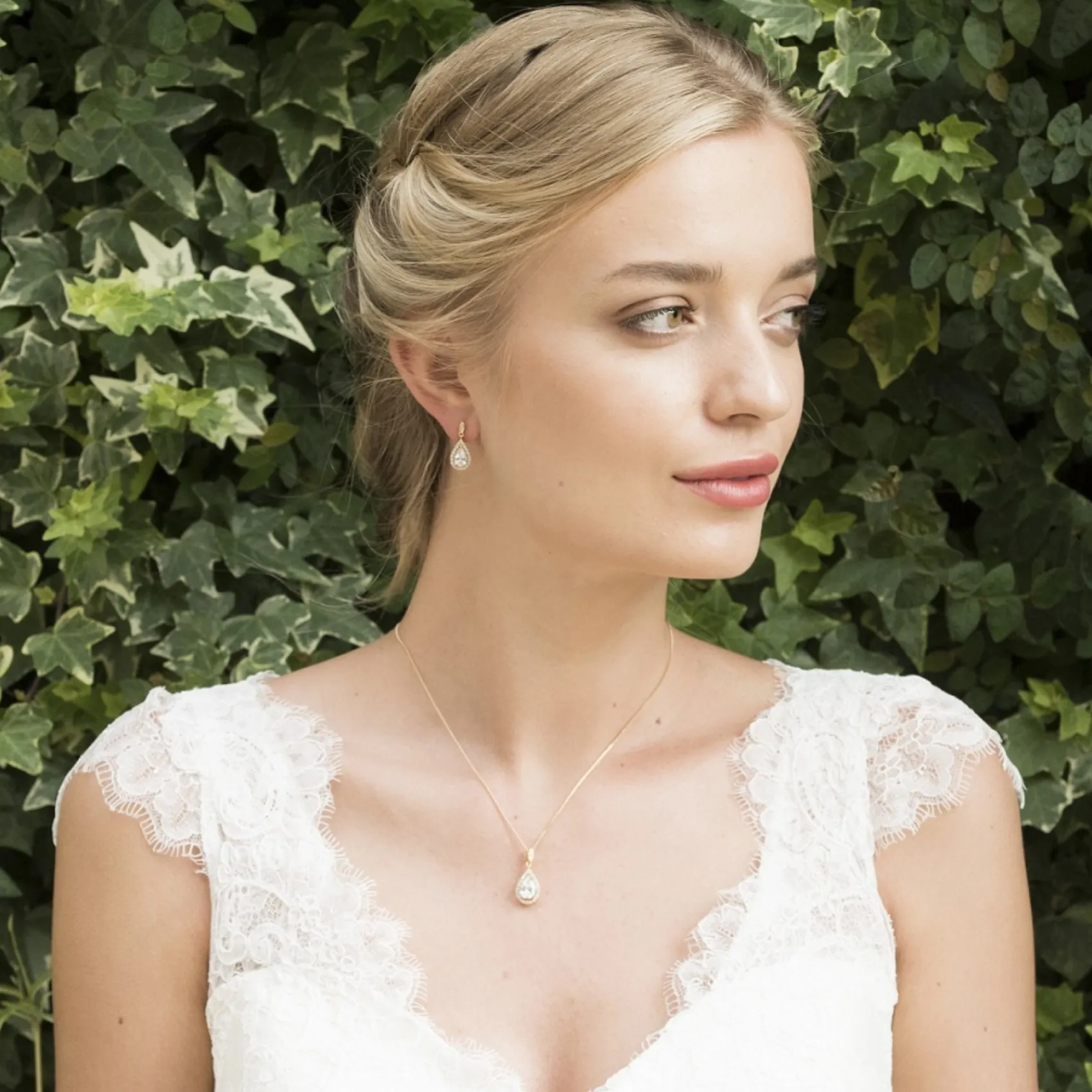 Ivory & Co Ivory and Co Belmont Kristall-Anhänger-Halskette (Gold)* Goldener Abschlussball-schmuck | Abschlussball-halsketten