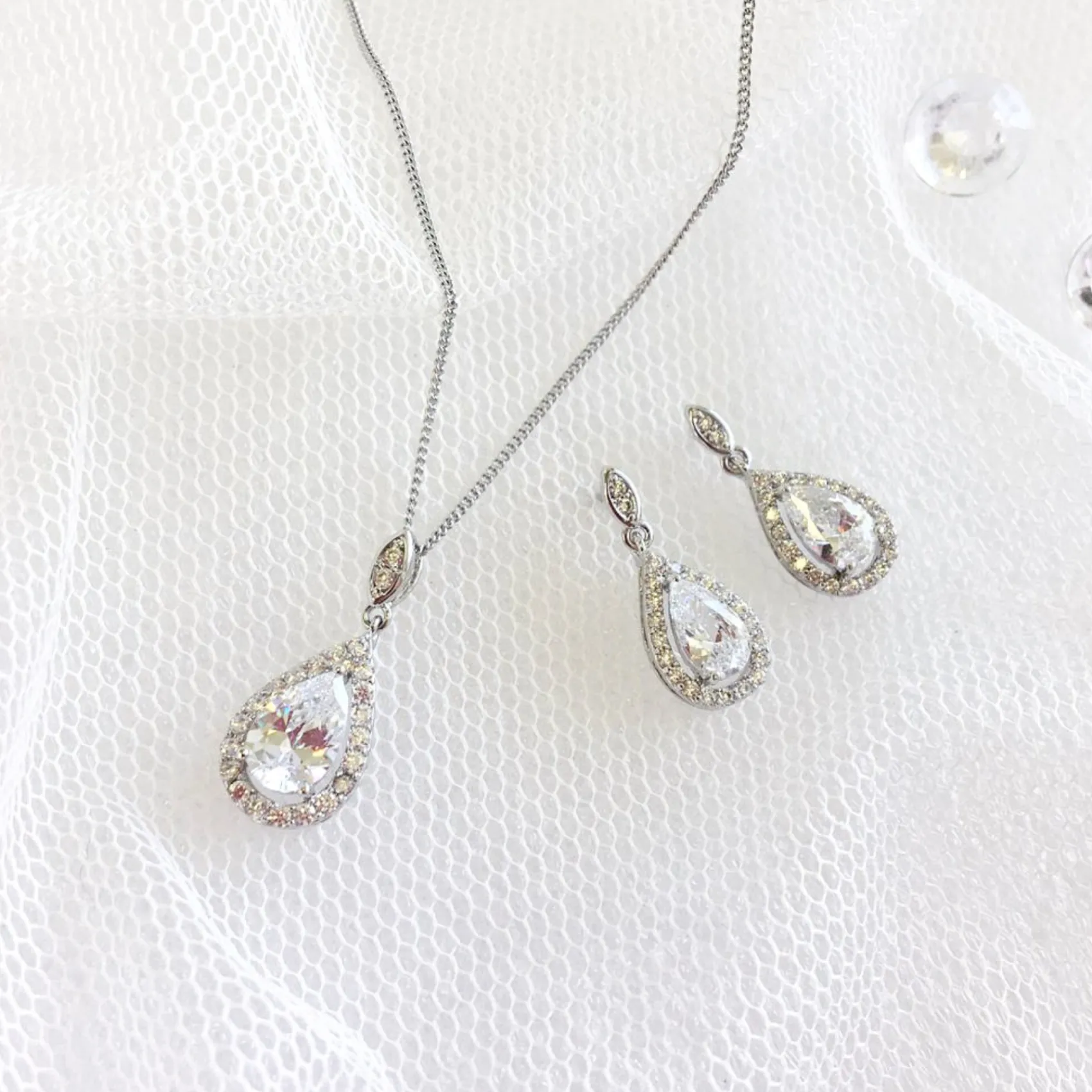 Ivory & Co Ivory and Co Belmont Kristall-Anhänger-Halskette* Silberner Abschlussball-schmuck | Abschlussball-halsketten