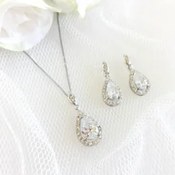 Ivory & Co Ivory and Co Belmont Kristall-Anhänger-Halskette* Silberner Abschlussball-schmuck | Abschlussball-halsketten