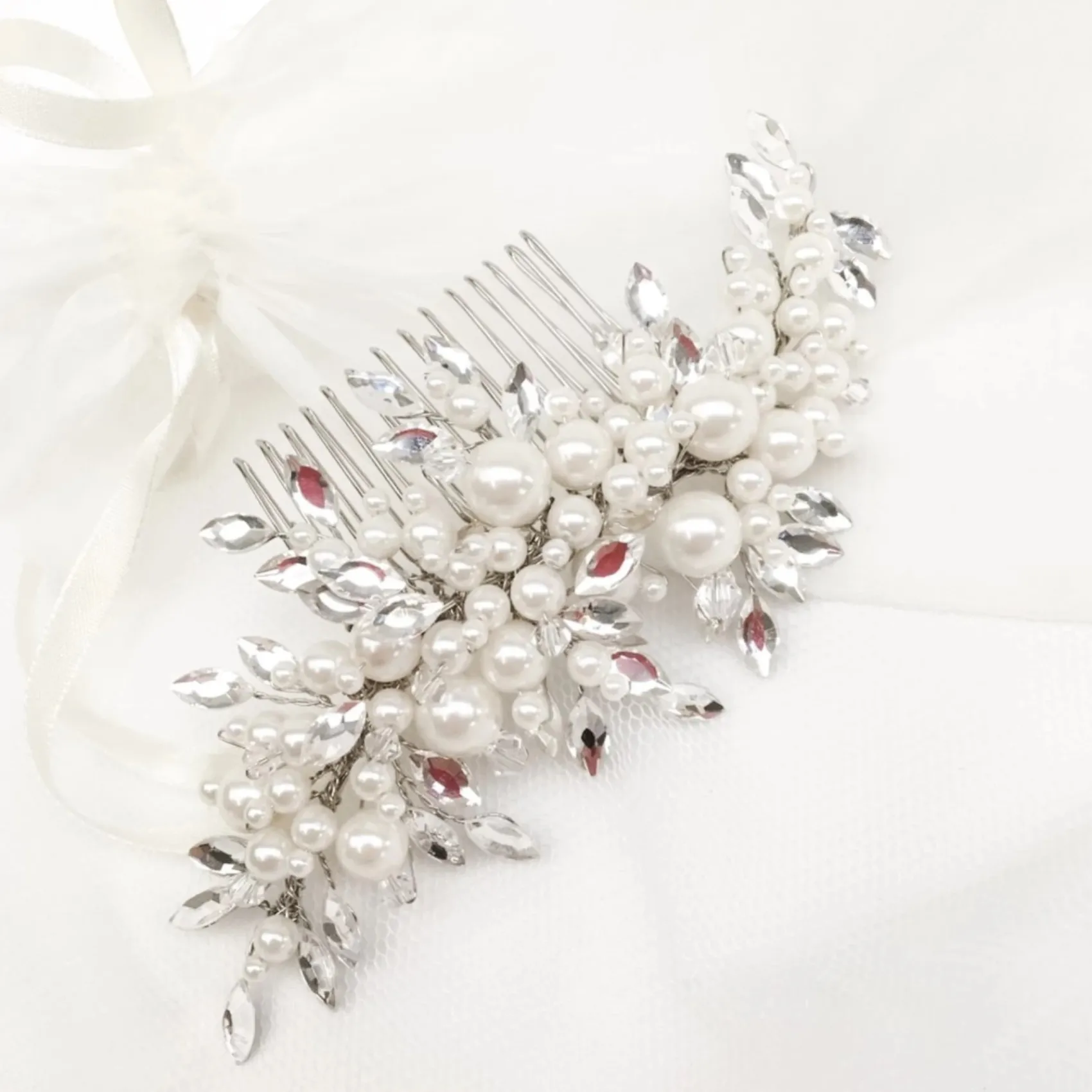 Ivory & Co Ivory and Co Catalina Perle und Kristall Braut Haarkamm* Geschenke Für Die Braut | Perlen-haarschmuck