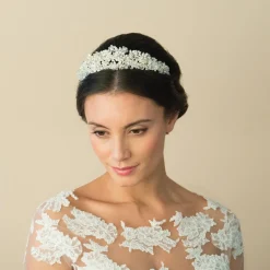 Ivory & Co Ivory and Co Emma Aussage verschönert Blumen Braut Tiara* Perlen-haarschmuck | Silberne Haar-accessoires