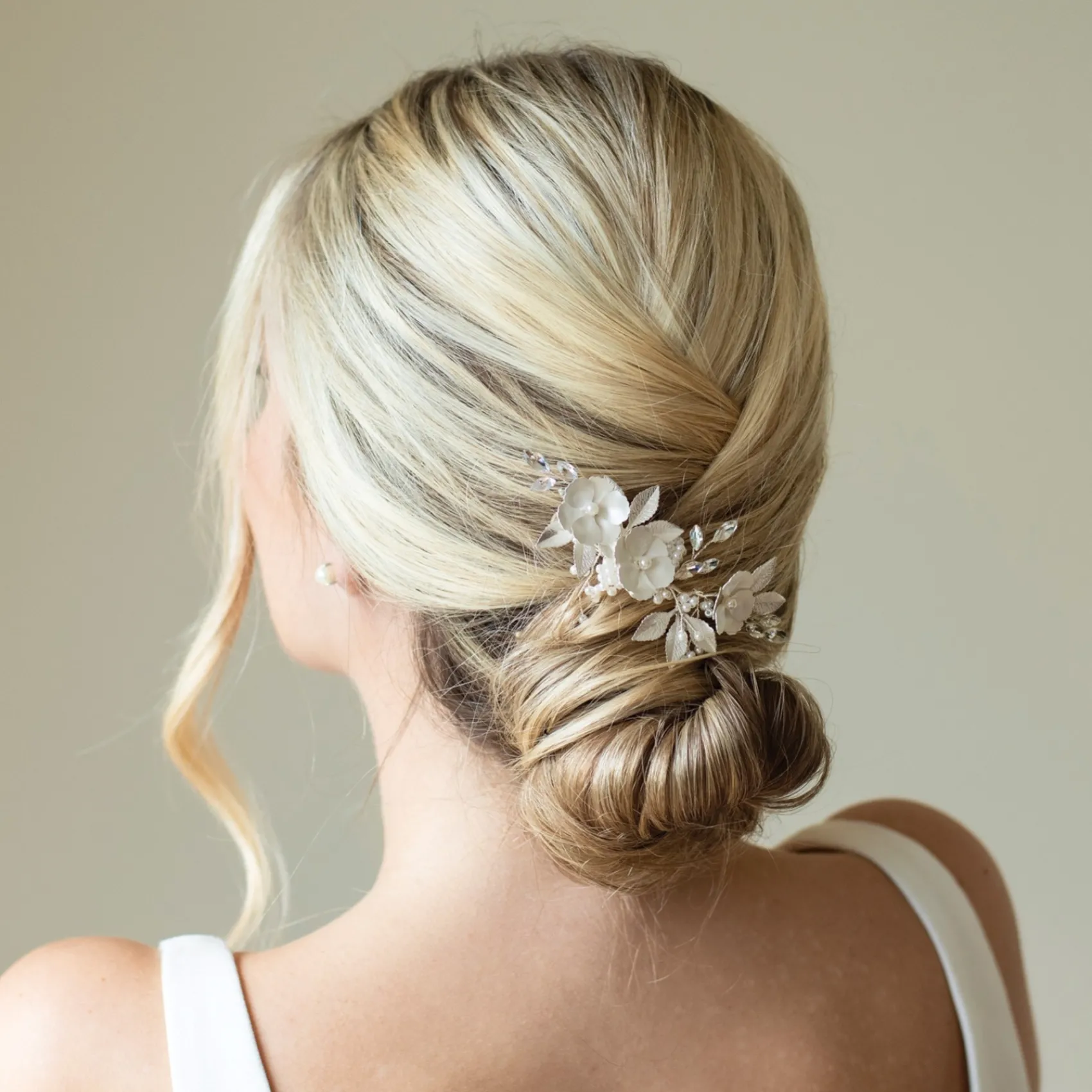 Ivory & Co Ivory and Co Gardenia Silber zierliche Kristall und Perle florale Haarspange* Geschenke Für Brautjungfern | Geschenke Für Die Braut