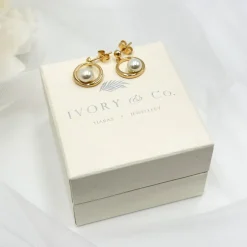 Ivory & Co Ivory and Co Memphis Gold Hängende Perlenohrringe* Geschenke Für Brautjungfern | Perlen-hochzeitsschmuck
