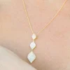 Ivory & Co Ivory and Co Rochelle Gold Kristall Pave Triple Drop Anhänger* Goldener Abschlussball-schmuck | Abschlussball-halsketten