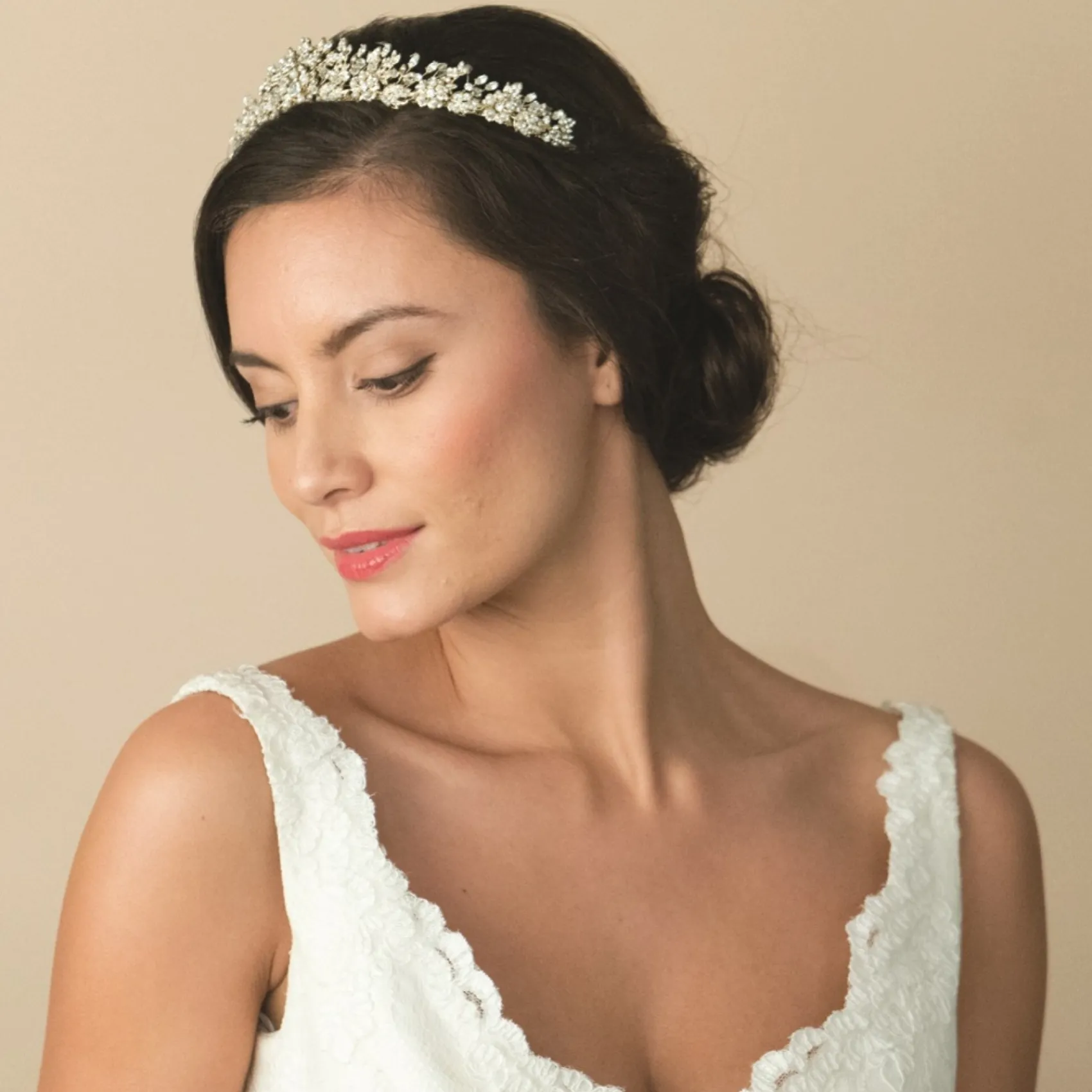 Ivory & Co Ivory and Co Trinity Gold Vintage inspirierte florale Braut Tiara* Vintage-kopfbedeckungen | Haarschmuck Aus Kristall