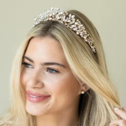 Ivory & Co Ivory and Co Umarmung Gold Kristall und Süßwasserperlen Tiara* Perlen-haarschmuck | Gold-haar-accessoires