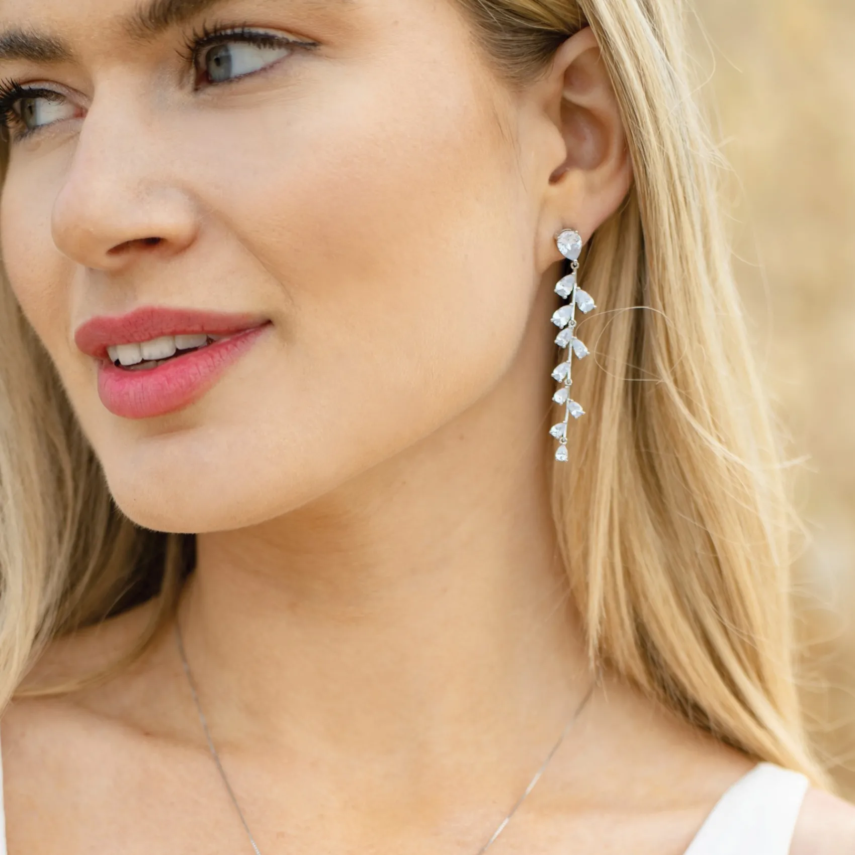 Ivory & Co Ivory and Co Weide Silber lange Kristall Rebe Ohrringe* Silberner Abschlussball-schmuck | Abschlussball-ohrringe