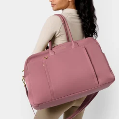 Katie Loxton Deep Rose Nylon-Luxe Gym Bag* Wochenendtaschen | Wochenendtaschen