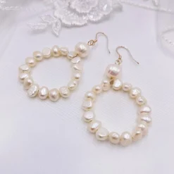 Lace & Favour Kelara Süßwasserperlen-Reifenohrringe* Silberner Hochzeitsschmuck | Hochzeits-ohrringe