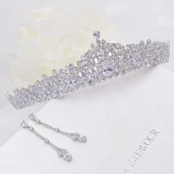 Lace & Favour Kronleuchter Classic Cubic Zirkonia Hochzeit Tiara* Haarschmuck Aus Kristall | Silberne Haar-accessoires
