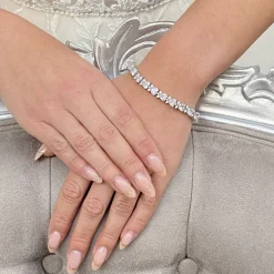 Lace & Favour Langham CZ Kristall Herzen Hochzeit Armband* Silberner Abschlussball-schmuck | Prom Armbänder