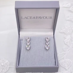 Lace & Favour Langham CZ Kristall Herzen Hochzeit Ohrringe* Silberner Abschlussball-schmuck | Abschlussball-ohrringe