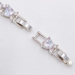 Lace & Favour Langham CZ Kristall Herzen Hochzeit Armband* Silberner Abschlussball-schmuck | Prom Armbänder