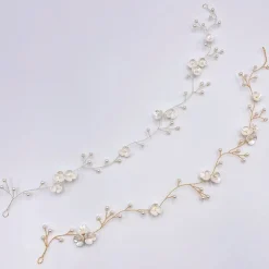 Lace & Favour Letisha Elfenbein Blumen und Perlen Zweige Hochzeit Haarsträhne (Silber)* Perlen-haarschmuck | Silberne Haar-accessoires