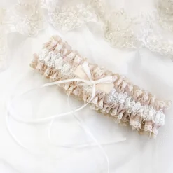 Boudoir Couture Liberty Blush und Elfenbein Spitze Rüsche Braut Strumpfband mit doppelter Schleife* Geschenke Für Die Braut | Strumpfbänder Für Bräute