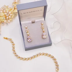 Lace & Favour Lilibeth Gold Cubic Zirkonia Tropfen-Ohrringe* Geschenke Für Die Braut | Kristall-hochzeitsschmuck