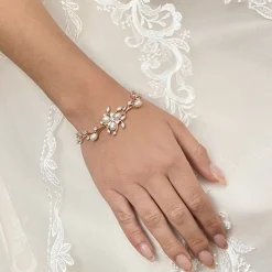Lace & Favour Lola Süßwasserperlen und Kristallblätter Hochzeitsarmband (Rose Gold)* Perlen-hochzeitsschmuck | Roségold Hochzeitsschmuck