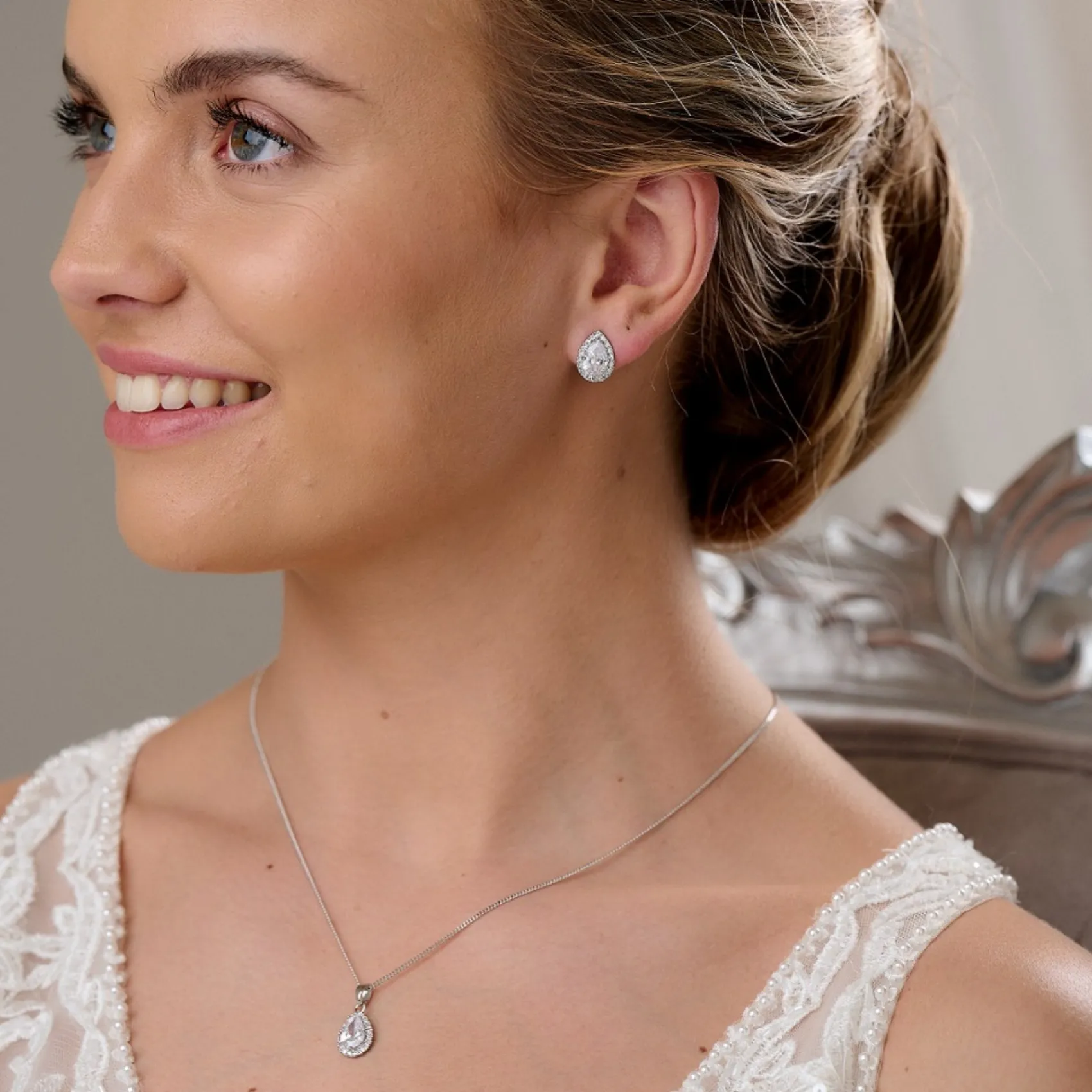 Lace & Favour Lulu Silber Kristall Ohrstecker Hochzeitsschmuck Set* Silberner Abschlussball-schmuck | Abschlussball-schmuck-sets