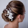 Twilight Designs Magnolia Porzellan Blumen und Kristall Blätter Hochzeit Haarspange* Perlen-haarschmuck | Silberne Haar-accessoires