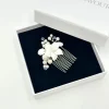 Beads & Beyond Mini-Kamm in Tiffany-Perle und hellem Saphir-Kristall mit Blumenmuster* Etwas Blaue Geschenke | Geschenke Für Die Braut