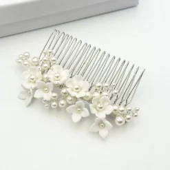 Beads & Beyond Mirabelle Elfenbein Keramik Blume und Perle Hochzeit Haarkamm* Perlen-haarschmuck | Silberne Haar-accessoires