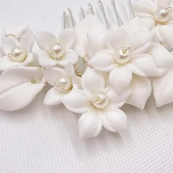 Lace & Favour Nieve Elfenbein Porzellan Blumen und Perle Hochzeit Haarkamm* Perlen-haarschmuck | Silberne Haar-accessoires