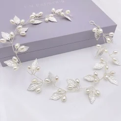 Lace & Favour Oktober Silberne Blätter und Perlen Lange Hochzeits-Haarschleife* Perlen-haarschmuck | Silberne Haar-accessoires