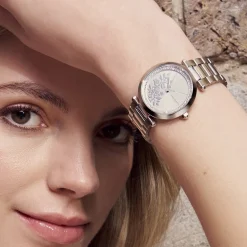 Olivia Burton Floral 34mm Silber Armbanduhr mit Kristall Detail* Olivia Burton Uhren | Geschenke Für Die Braut