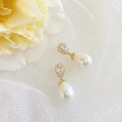 Lace & Favour Paloma Teardrop Perlen-Ohrringe (Gold)* Geschenke Für Brautjungfern | Geschenke Für Die Braut