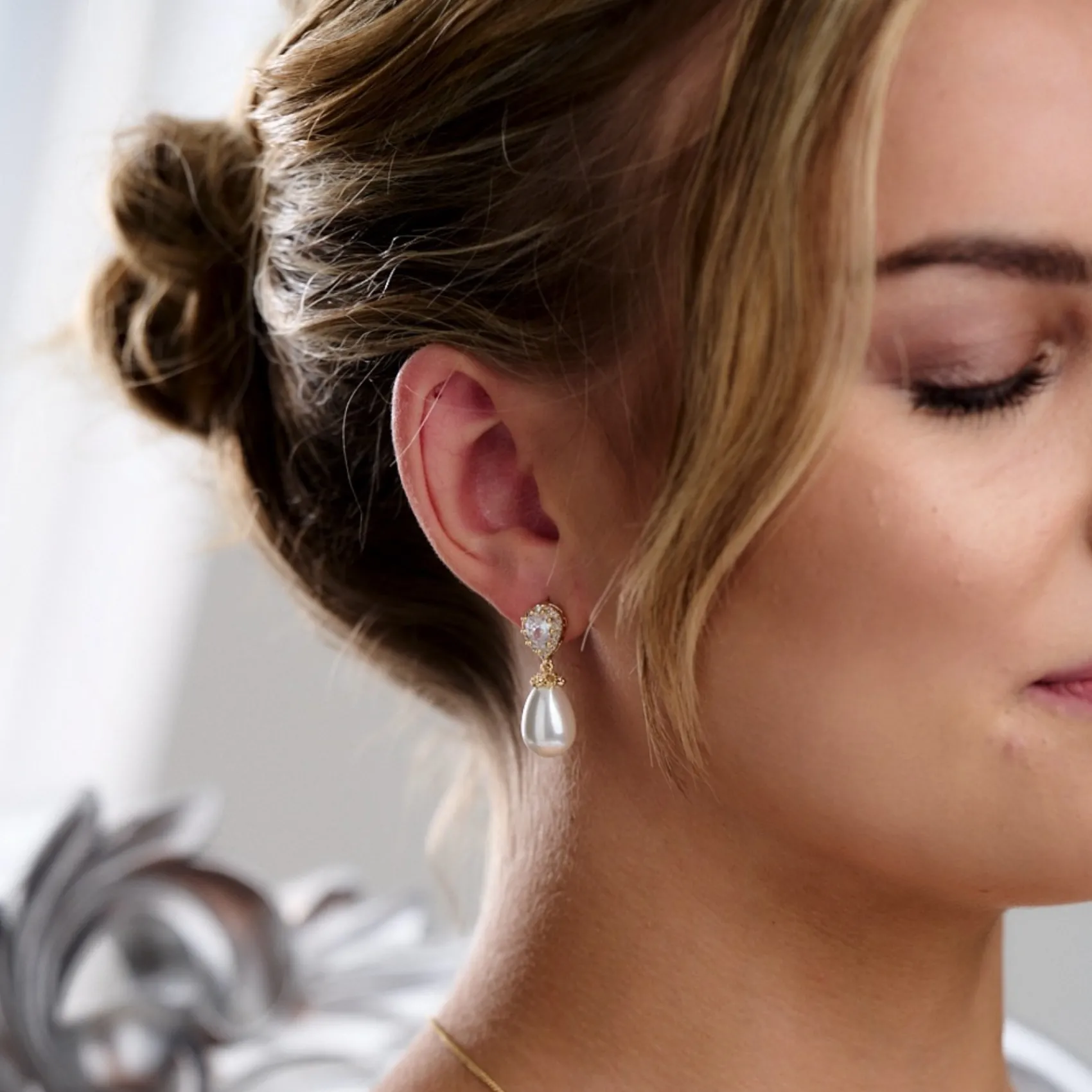 Lace & Favour Paloma Teardrop Perlen-Ohrringe (Gold)* Geschenke Für Brautjungfern | Geschenke Für Die Braut