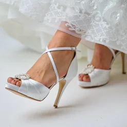 Perfect Bridal Charlotte Elfenbein Satin Perlenbrosche Plateausandalen* Hochzeitsschuhe | Hochhackige Schuhe