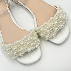 Perfect Bridal Claire Elfenbein Satin Perlen Flache Sandalen (Weite Passform)* Schuhe Für Brautjungfern | Hochzeitsschuhe