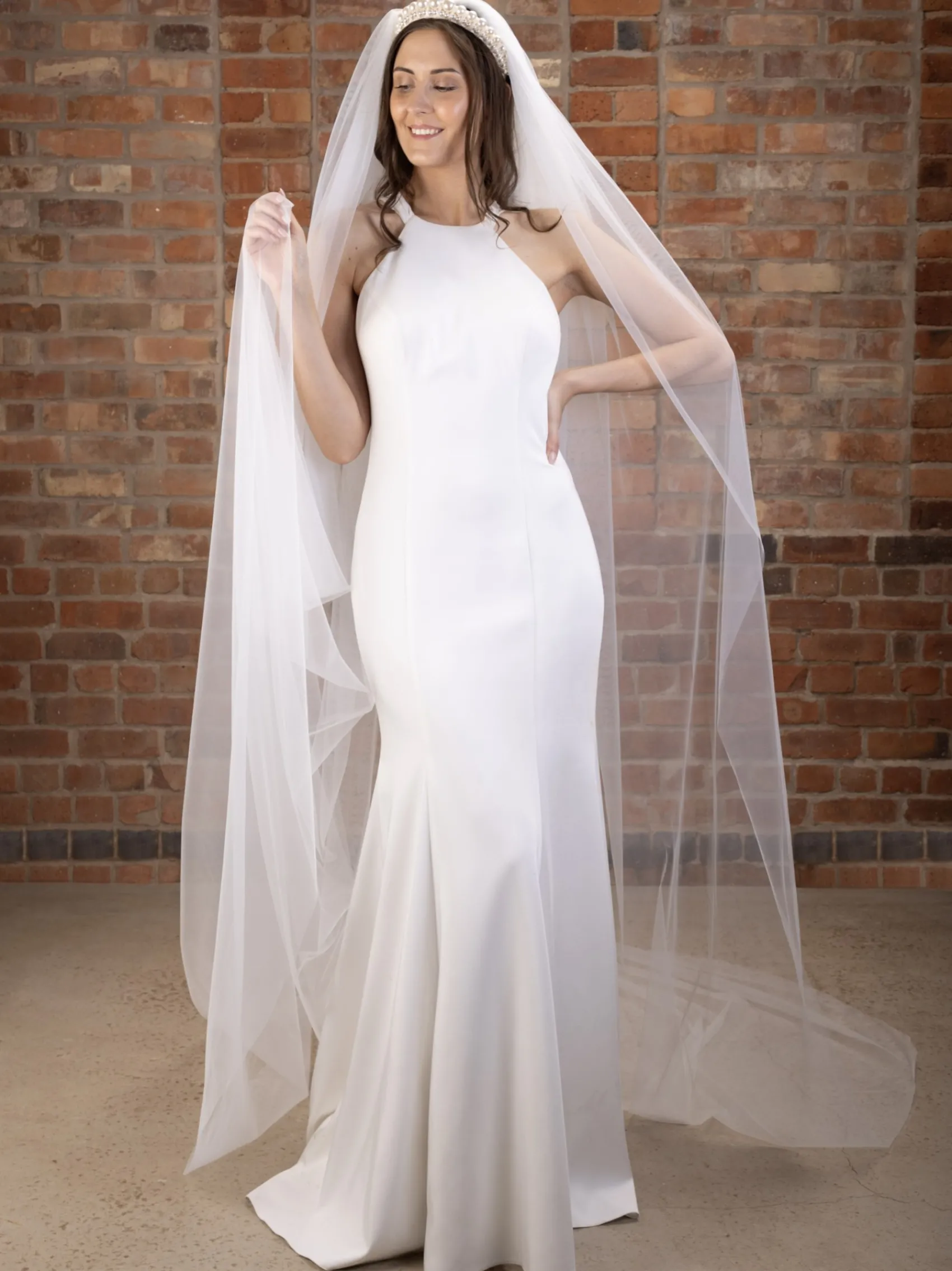 Perfect Bridal Elfenbeinfarbener einreihiger schlichter Kathedralschleier mit Schnittkante* Einstufige Schleier | Kapelle Länge & Kathedrale Schleier