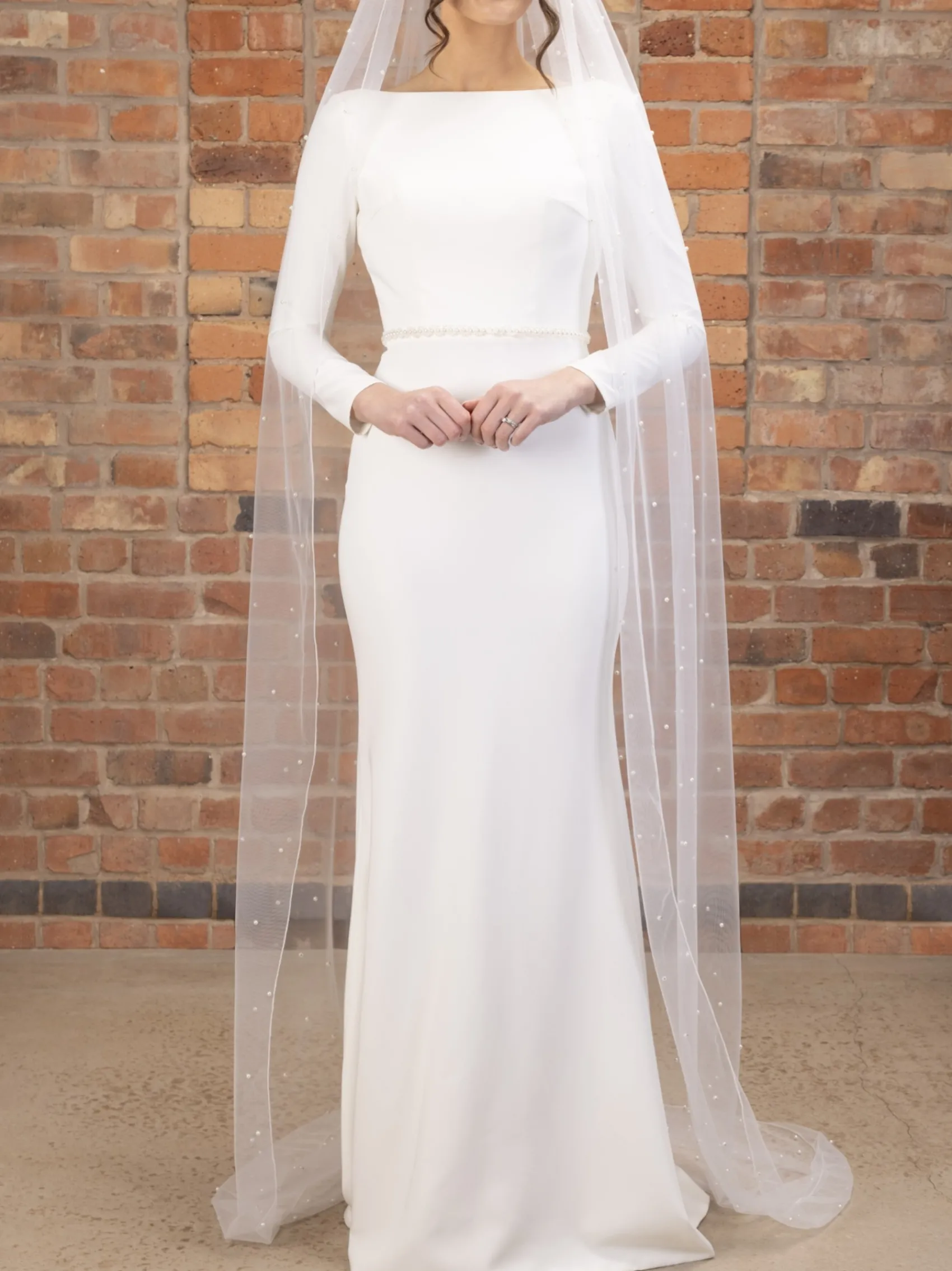 Perfect Bridal Elfenbeinfarbener einstufiger Schleier mit Bleistiftrand und Perlenbesatz* Einstufige Schleier | Bodenlange Schleier