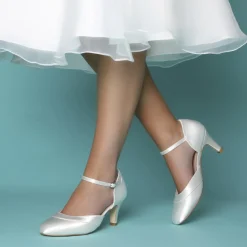 Perfect Bridal Elsa Färbbar Elfenbein Satin Knöchelriemen Hochzeit Schuhe* Hochzeitsschuhe | Schuhe Mit Mittlerem Absatz