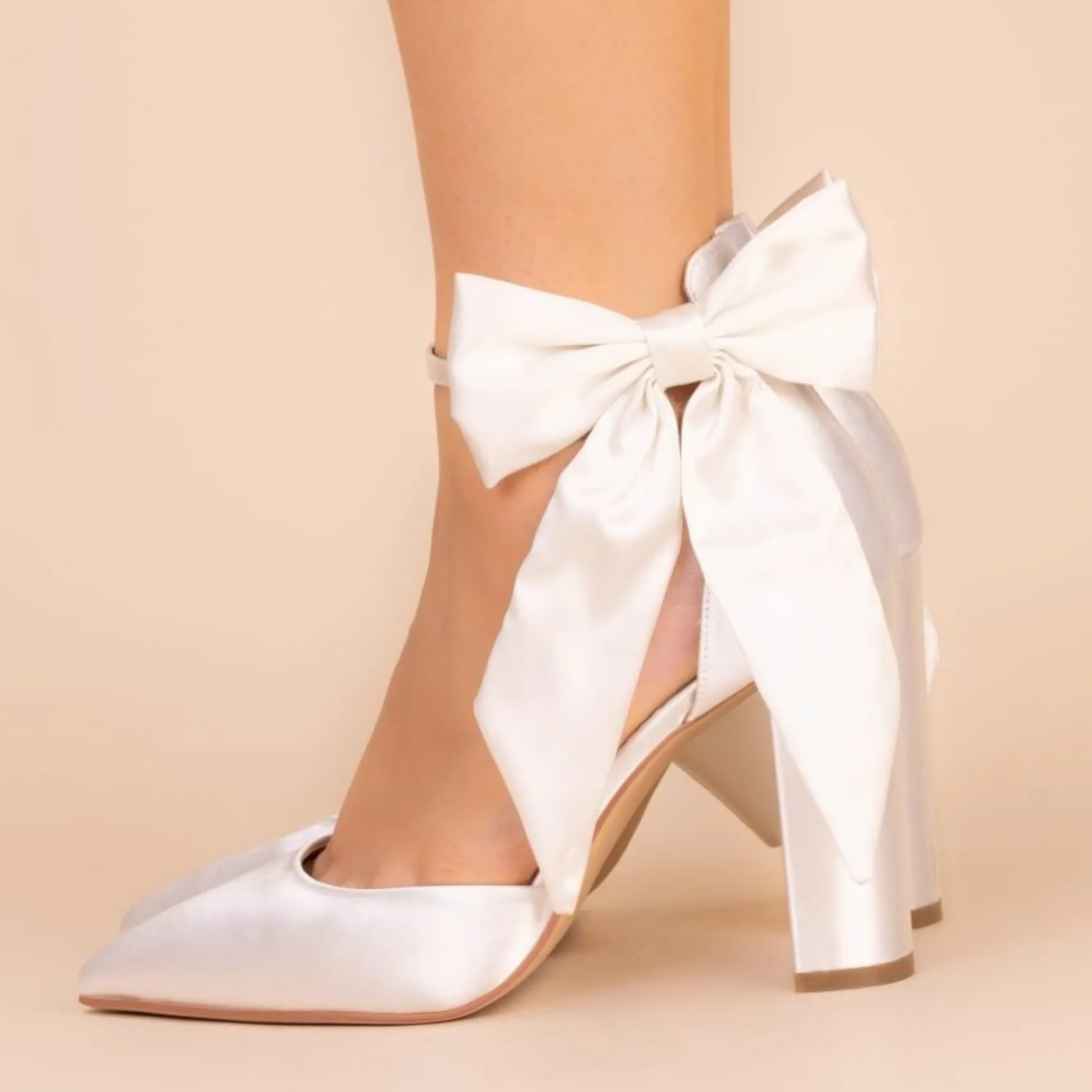 Perfect Bridal Fluss Elfenbein Satin Große Schleife Schuhclips* Schuhclips | Schuhclips