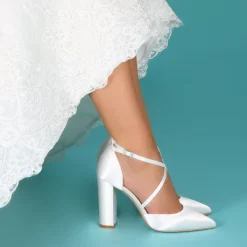 Perfect Bridal Kiera Einfärbbare Elfenbein Satin Kreuzband Block Heel Courts* Hochzeitsschuhe | Hochhackige Schuhe