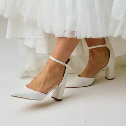Perfect Bridal Liberty Elfenbein Wildleder Blockabsatz Knöchelriemen Gericht Schuhe* Schuhe Für Hochzeitsgäste | Schuhe Für Die Mutter Der Braut