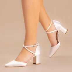 Perfect Bridal Maisie Färbbar Elfenbein Satin Blockabsatz Kreuzriemen Gericht* Schuhe Für Die Mutter Der Braut | Hochzeitsschuhe