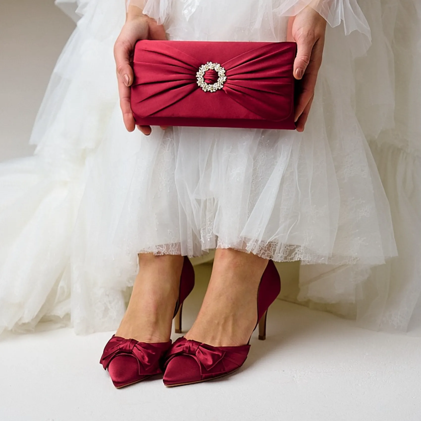 Perfect Bridal Margo Berry Satin Mid Heel Schleife Gericht Schuhe* Party-schuhe | Schuhe Für Hochzeitsgäste