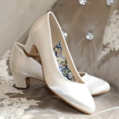 Perfect Bridal Melanie Einfärbbar Elfenbein Satin Blockabsatz Gericht Schuhe* Hochzeitsschuhe | Schuhe Mit Niedrigem Absatz