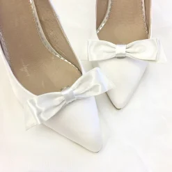 Perfect Bridal Rowan Färbbare Elfenbein Satin Schleife Schuhclips* Geschenke Für Die Braut | Schuhclips