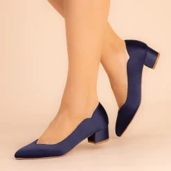 Perfect Bridal Sutton Midnight Satin Schuhe mit niedrigem Blockabsatz* Schuhe Für Hochzeitsgäste | Schuhe Für Die Mutter Der Braut