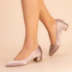 Perfect Bridal Sutton Mocha Satin Schuhe mit niedrigem Blockabsatz* Schuhe Für Hochzeitsgäste | Schuhe Für Die Mutter Der Braut