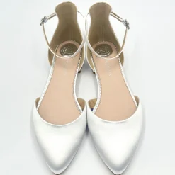 Perfect Bridal Tilly Färbbar Elfenbein Satin Knöchelriemen Flats (Weite Passform)* Hochzeitsschuhe | Schuhe Zum Färben